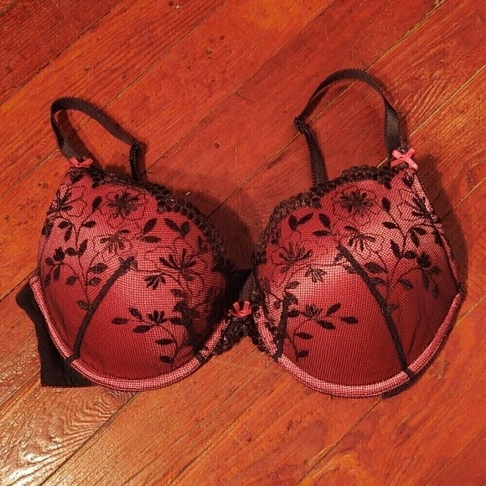 Adore Me Hot Pink with Black Floral Embroidery Bra Sz 32DD